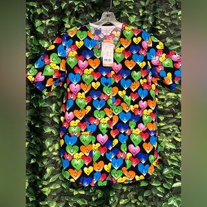 Happy Hearts Holiday Scrub Top Black Peaches Brand Womens Medium New